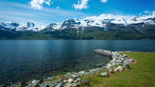 蓝色白云美丽自然挪威风景视频