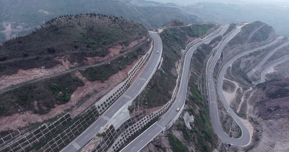 中国盘山公路航拍视频