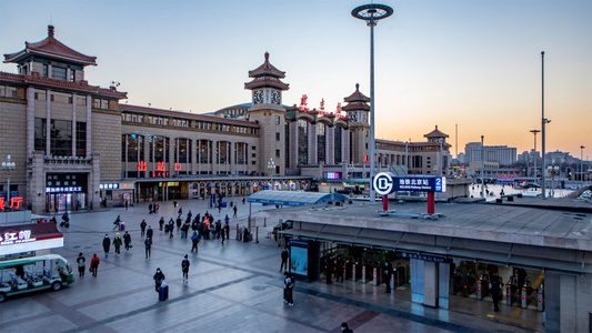 北京火车站春运期间旅客8K延时视频