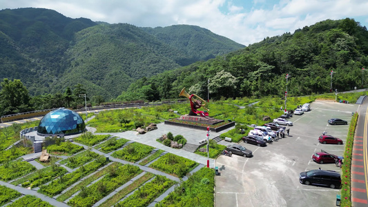 航拍江西吉安井冈山景区胜利号角雕像视频