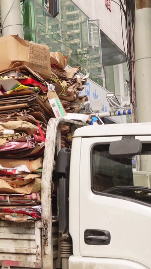 运输清理杂物废品回收素材垃圾处理24秒视频