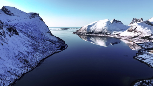 4K航拍挪威塞尼亚岛海湾美景视频