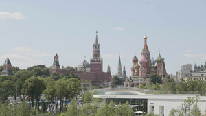 在莫斯科俄罗斯的莫斯科红广场和波斯卡亚塔13秒视频
