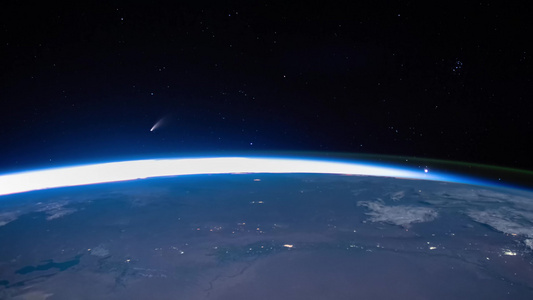 从国际空间站获得的新角度空间视图和日出场景2发子弹视频