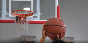 篮球罚篮罚球23秒视频