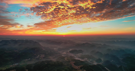 4k航拍夕阳火烧云 视频