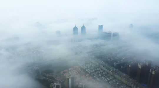 桂林城区云雾罕见天气360度环绕4k航拍视频视频