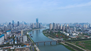 航拍武汉地标江汉湾城市江景风光21秒视频
