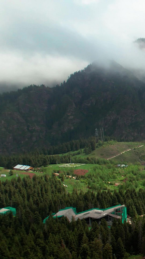 航拍5A景点新疆天山天池景区东天池视频昌吉回族自治州52秒视频