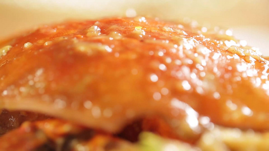 海鲜烧豆腐螃蟹和豆腐视频
