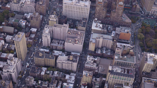 曼哈顿中城区的城市景观住宅区鸟瞰图美国纽约市视频