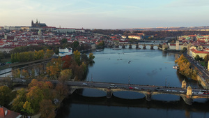 从上方俯瞰布拉格老城61秒视频