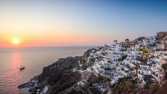 希腊著名海岛圣托里尼岛伊亚小镇日落延时视频视频