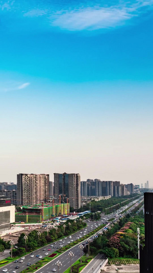 成都城市蓝天延时摄影城市地标10秒视频