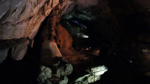 洞穴16秒视频