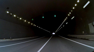 隧道行车第一视角21秒视频