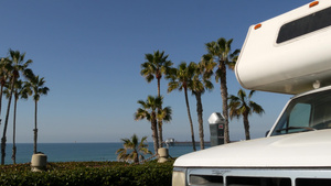 拖车或大篷车用于公路旅行海滨卡利福尼亚usa野营车21秒视频