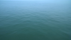 4K湛蓝的海水22秒视频