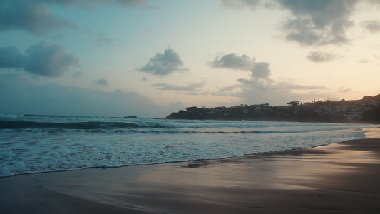 晚上景色美丽的日落海滩视频