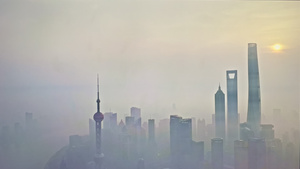 上海陆家嘴晨雾14秒视频