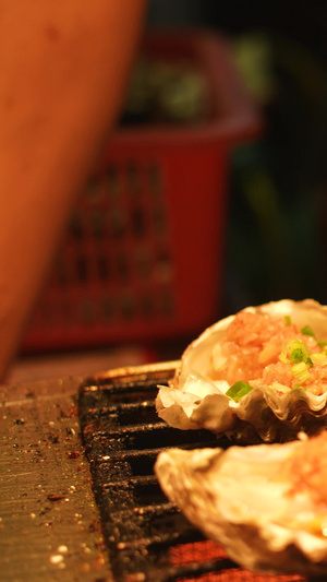 海边城市宵夜美食特色中式小吃水产海鲜烧烤制作过程素材夏天美食44秒视频