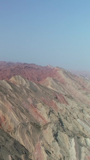 新疆4A景区火焰山地貌航拍丹霞地貌45秒视频