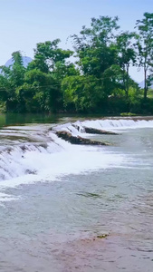 喀斯特地貌溪流瀑布梯级水库视频