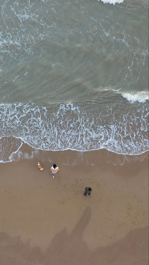 海浪航拍 13秒视频