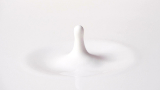 升格牛奶滴落慢镜头牛奶鲜牛奶纯牛奶视频