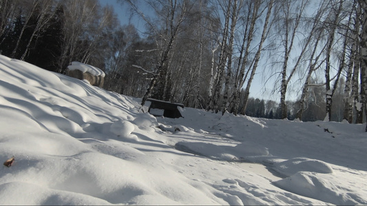 4K新疆雪景穿越机航拍[横穿]视频