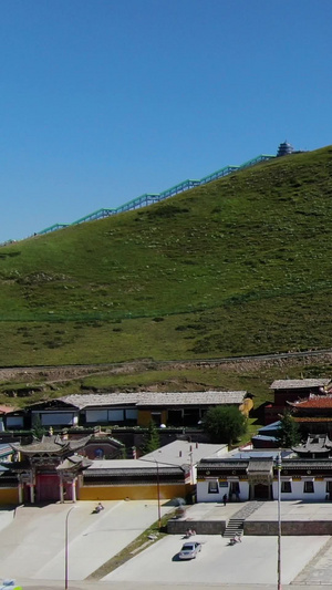 航拍四川唐克索克藏寺全景藏传佛教49秒视频