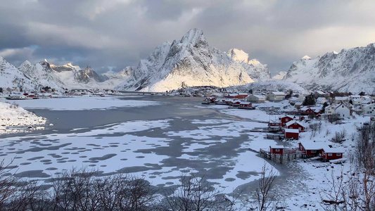 挪威著名的旅游胜地罗弗敦群岛自然风光视频