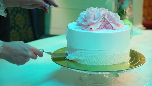 婚礼庆祝蛋糕视频