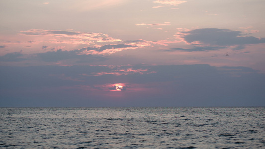 日落时美丽的海景视频