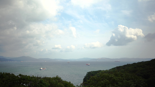 以海景看船的风景nakhodka湾俄罗斯视频