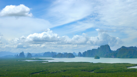 泰国普吉岛北部攀牙湾海上桂林喀斯特地貌延时4K视频
