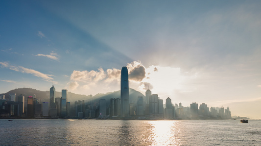 香港维多利亚港口的天际线和交通延时视频视频