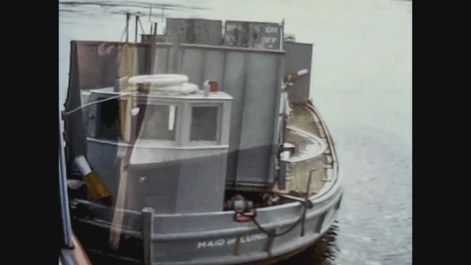 1965年河上的船只视频