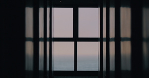 从窗口到晚上海景的视图27秒视频