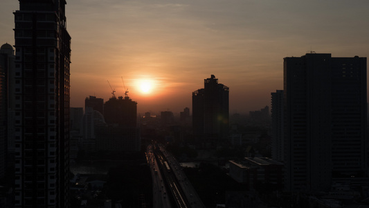 破晓的黎明在泰国的Bangkok视频