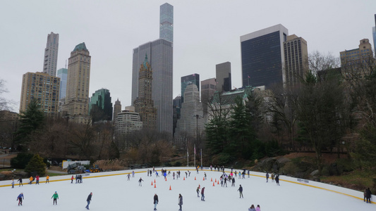 中央公园滑冰场视频