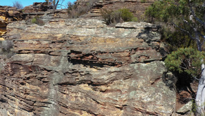 在澳洲新南面的新的区域瓦雷斯上赫桑壁岩形成53秒视频
