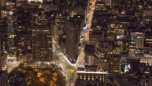 曼哈顿市的景色晚上有平面大楼纽约州纽约市美国联合州视频