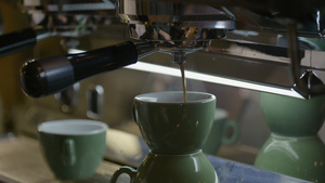 浓缩咖啡机加工过制作咖啡9秒视频