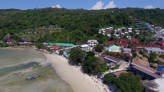 泰国皮皮岛上的海边酒店视频
