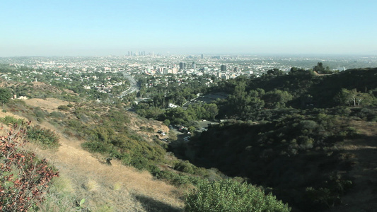 美国加利福尼亚州洛杉矶县好莱坞山和洛杉矶市中心视频