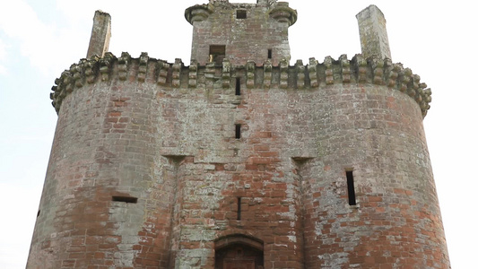 古代欧洲中世纪堡垒的废墟视频