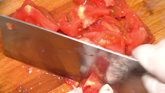 美食制作切西红柿视频