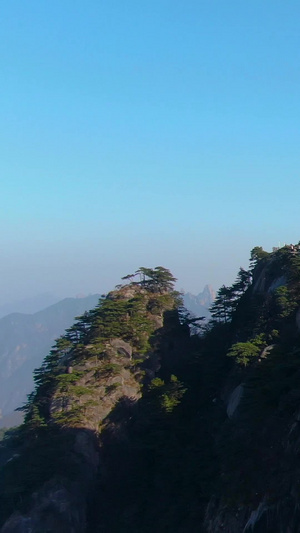 航拍安徽5A旅游景区佛教圣地九华山寺庙视频旅游景点52秒视频