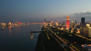 航拍城市灯光秀夜景世界加油中国加油武汉加油4k素材74秒视频
